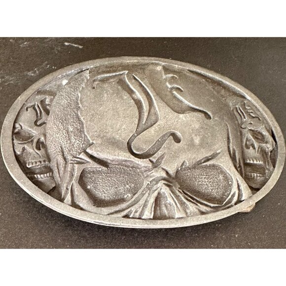 Skull Belt Buckle Metal Oval Lead-Free Gothic Design 5"x3" One Size - Picture 1 of 6